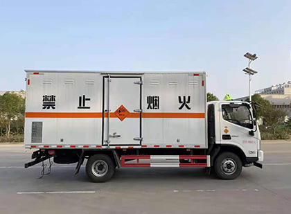 娄星爆破器材运输车