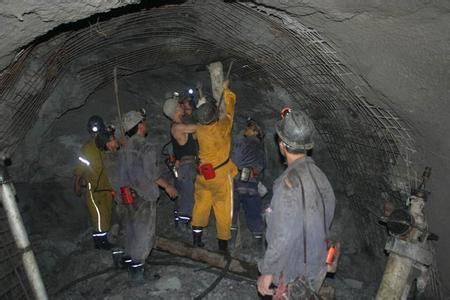 娄星工程爆破中的危险因素分析以及应对工程爆破危险的措施